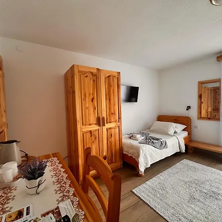 Guesthouse Green Valley Plitvicka Jezera Exterior photo