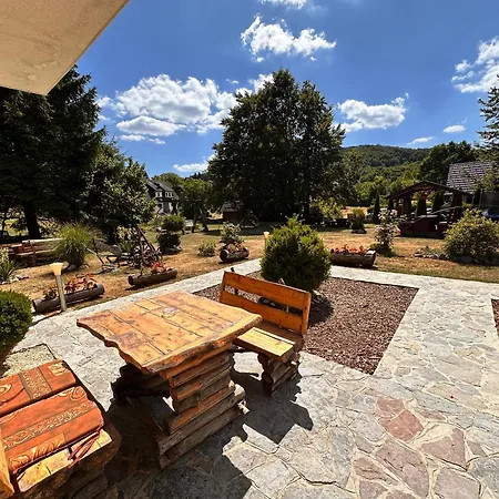 Guesthouse Green Valley Plitvicka Jezera Exterior photo